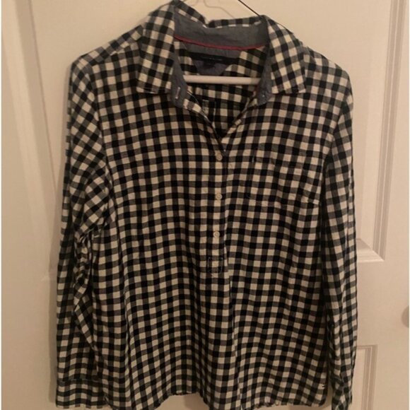 Tommy Hilfiger Large - Picture 1 of 3